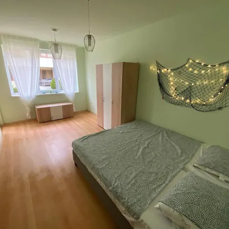 Sunny Season Apartment